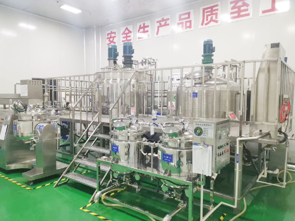 餐具洗潔精（jīng）設備-11