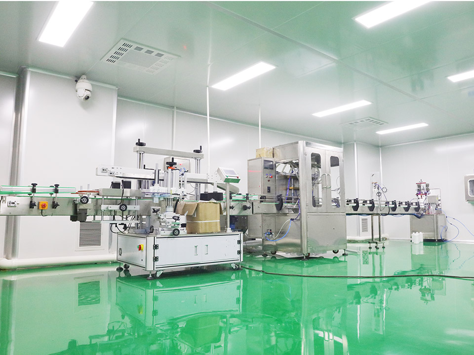 油汙清洗劑生產（chǎn）線-06